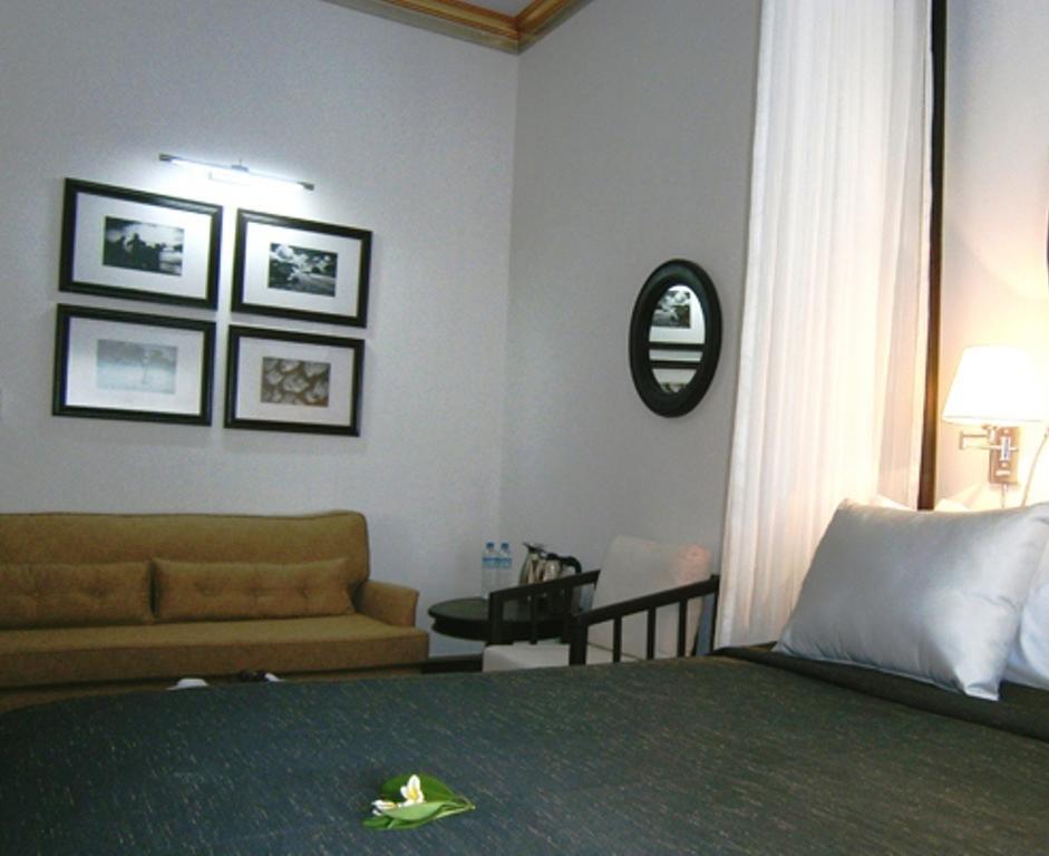 Jing Land Hotel Luang Prabang Extérieur photo